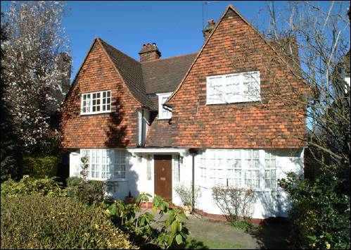 18 Bigwood Road